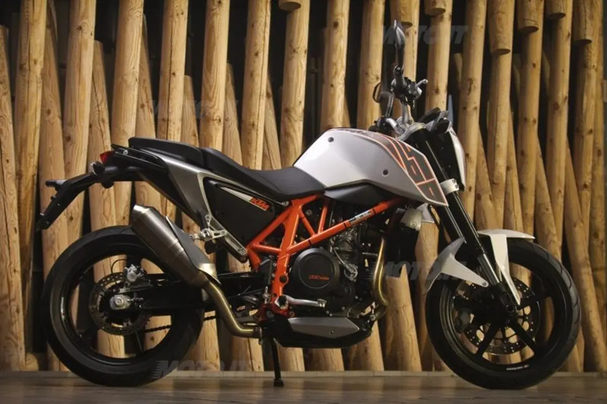 KTM Duke 690  (20)