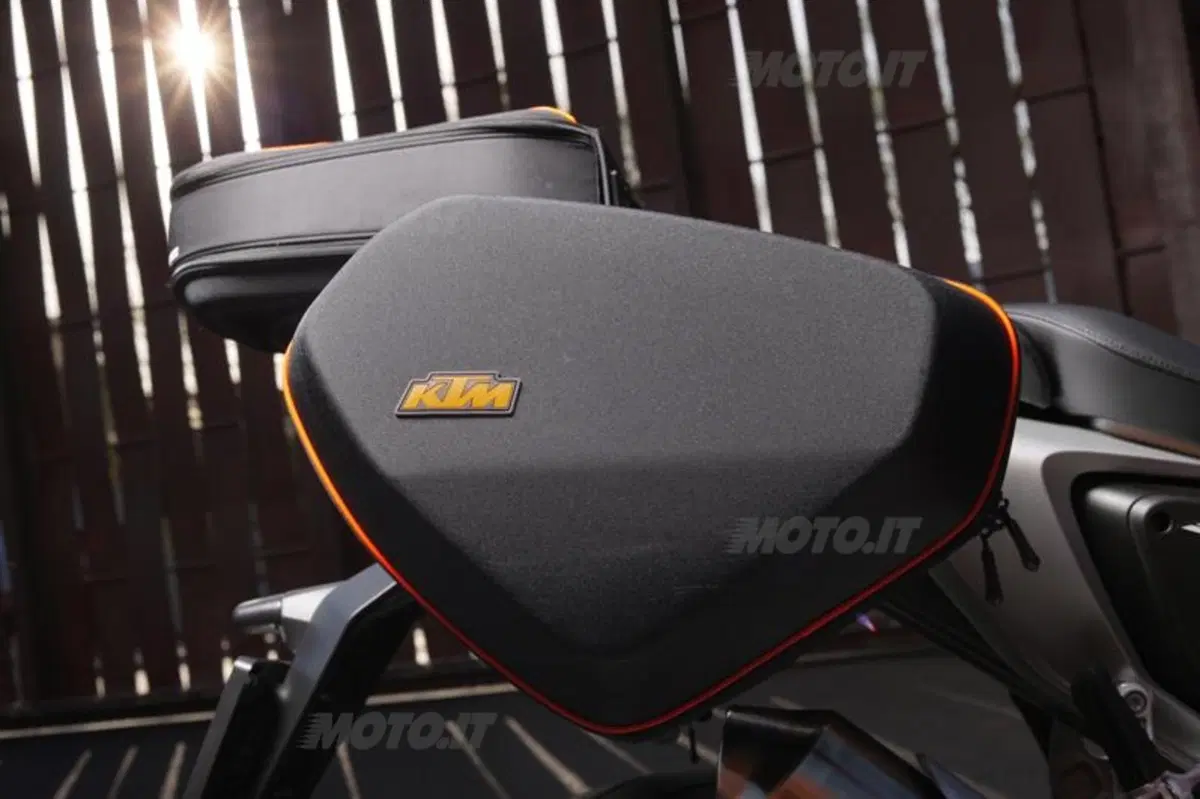 KTM Duke 690  (24)