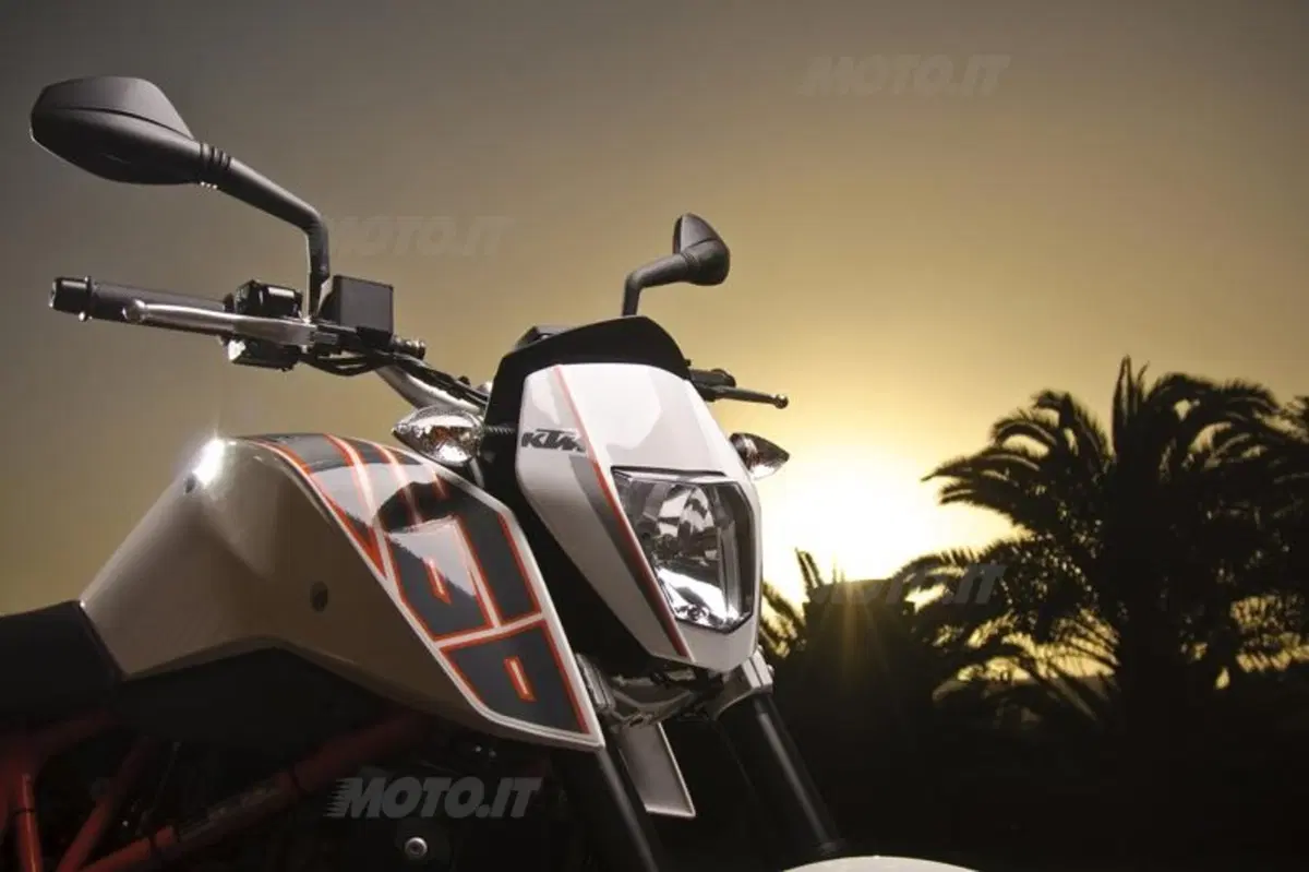 KTM Duke 690  (27)