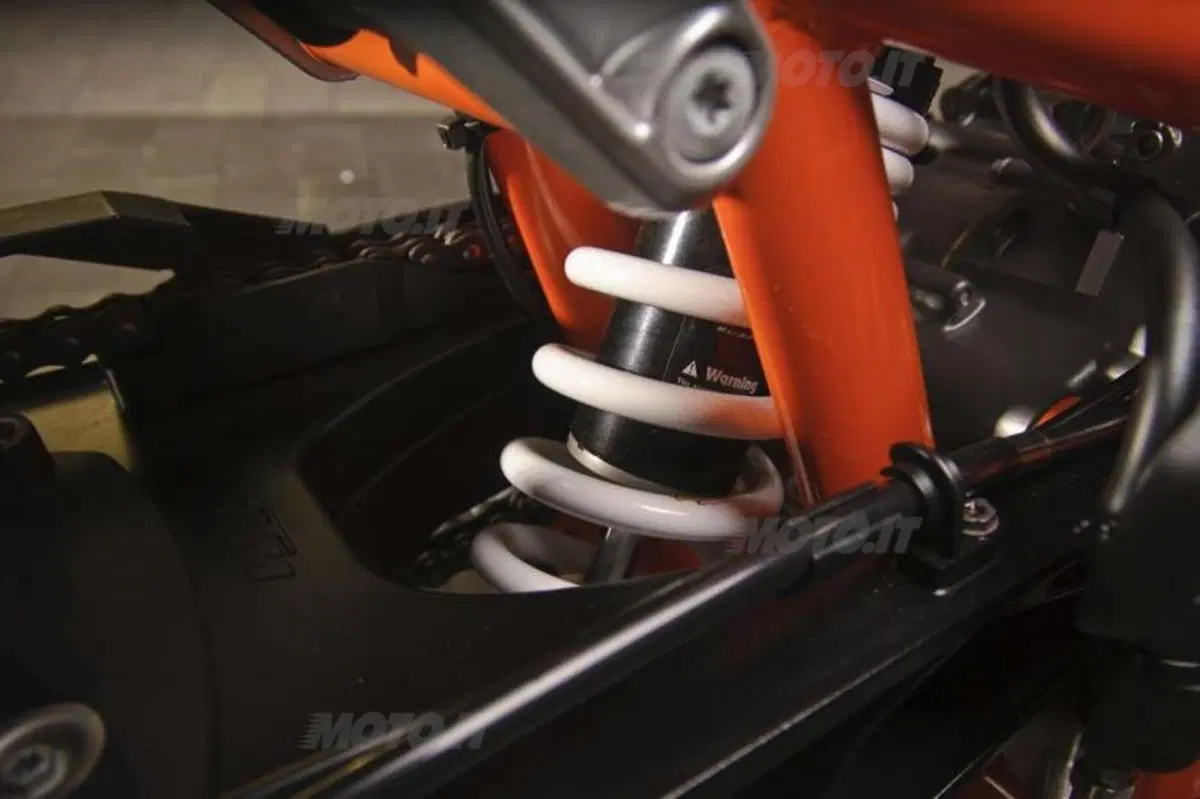KTM Duke 690  (32)