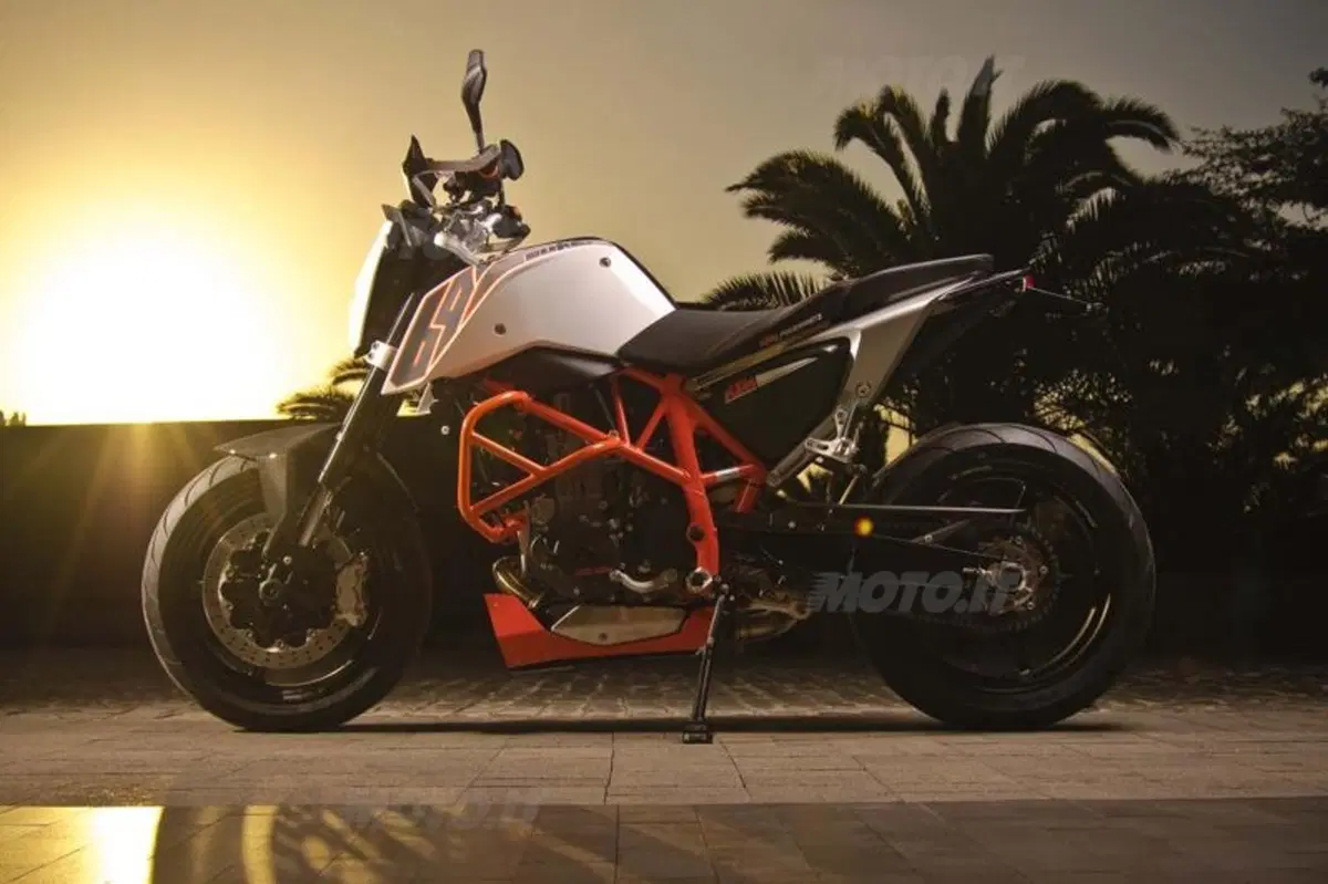 KTM Duke 690  (39)