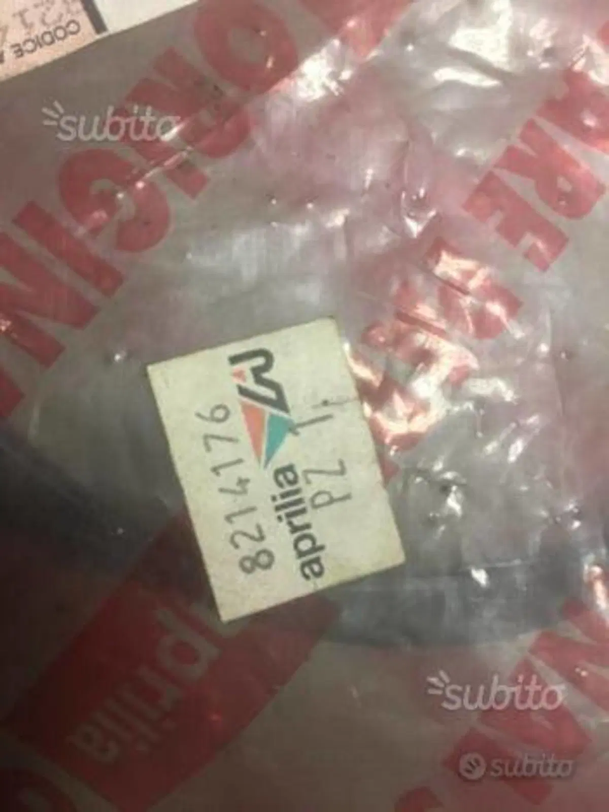 Vendo nuovo e originale cavo gas per Aprilia Area (2)