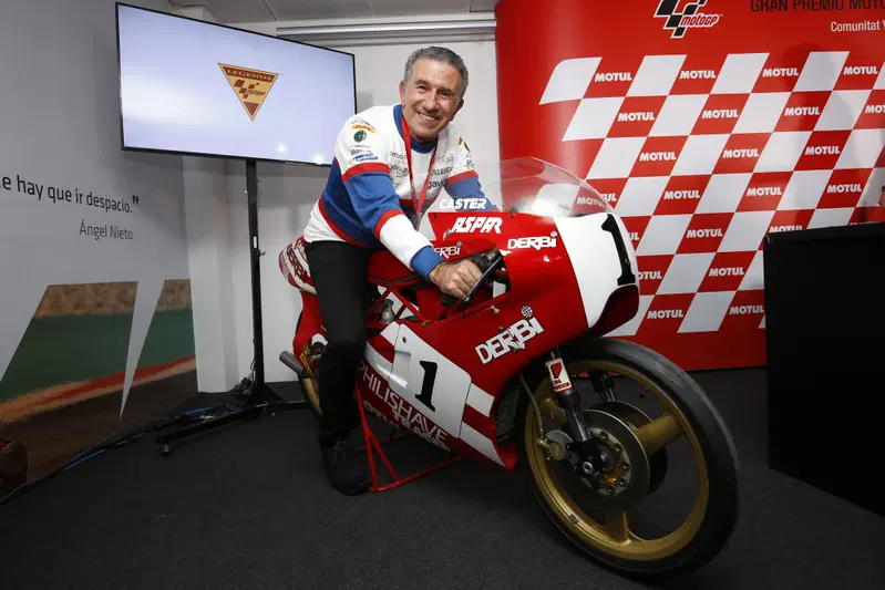Aspar Martinez sulla sua "bala roja", il "proiettile rosso"