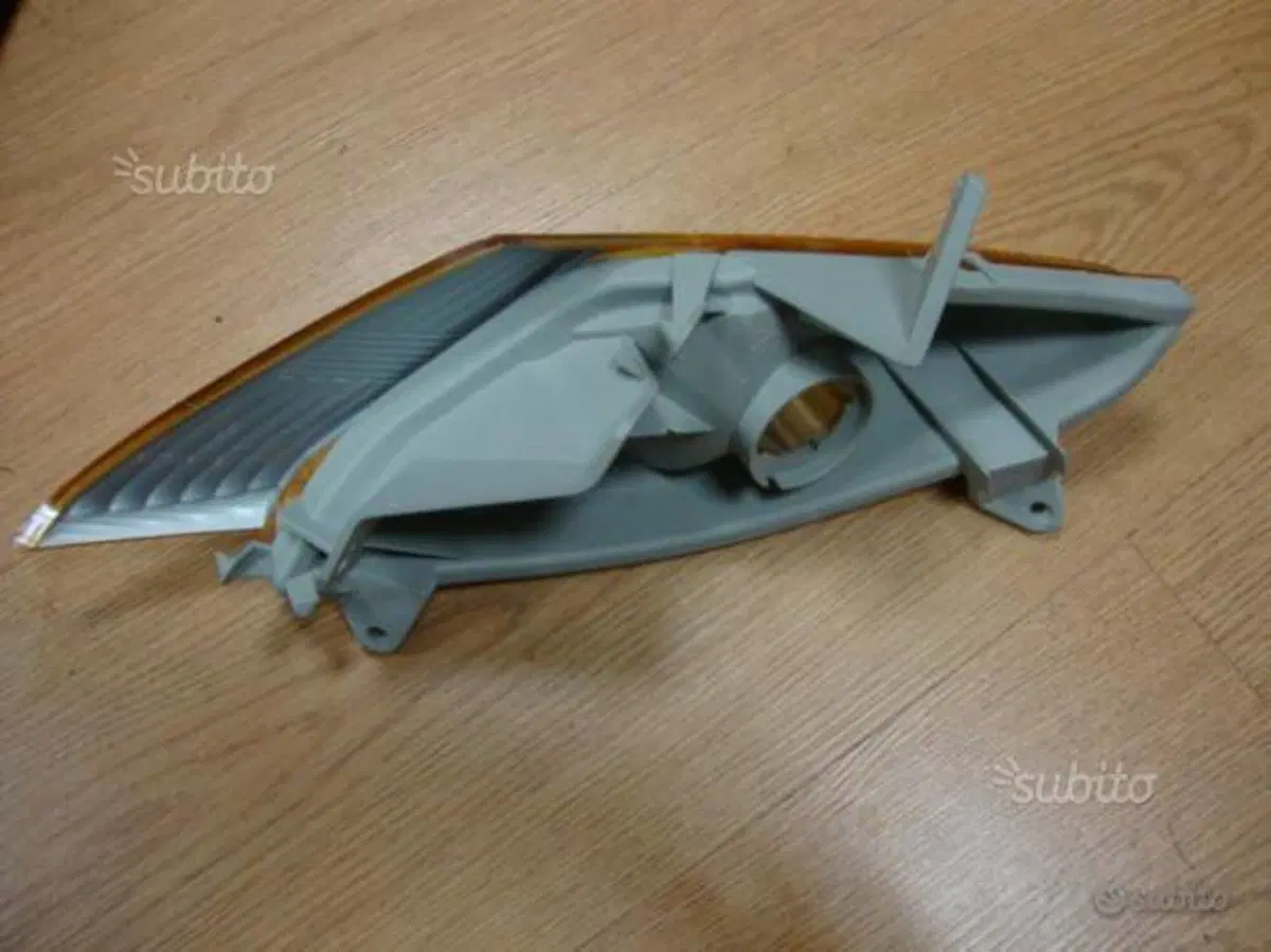 Freccia ant dx per suzuki burgman 400 2003\04 (2)