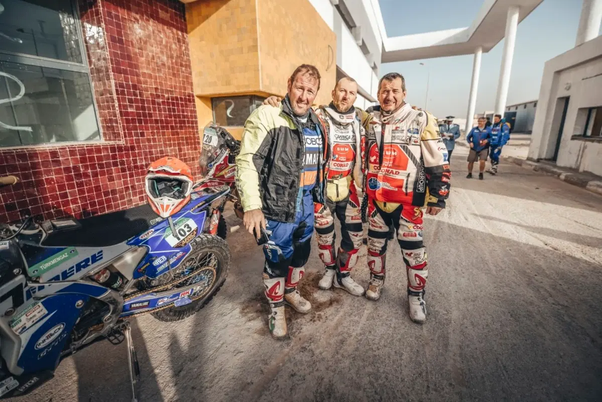 Africa Eco Race. La versione di Botturi (e di Yamaha): festa grande! (11)