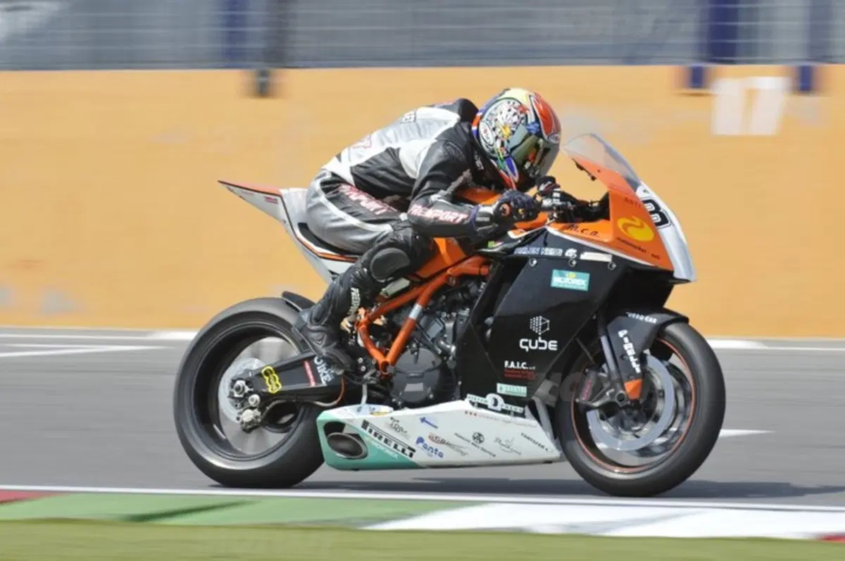 Emanuele Berzano (Motomarket Asti): "Iniziai a correre con Melandri, poi..." (5)