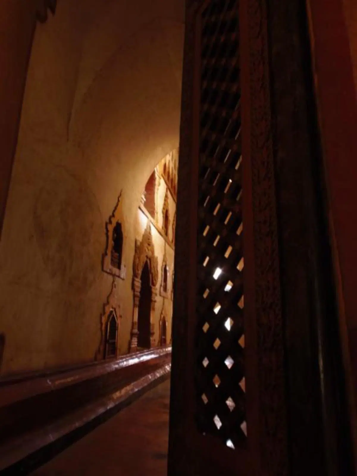 Viaggi: Myanmar. "Frenare col clacson"