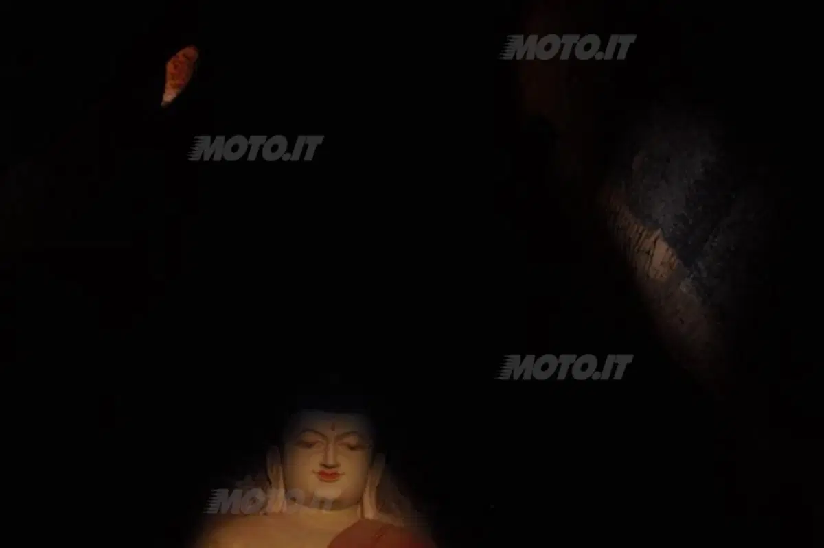 Viaggi: Myanmar. "Frenare col clacson" (9)
