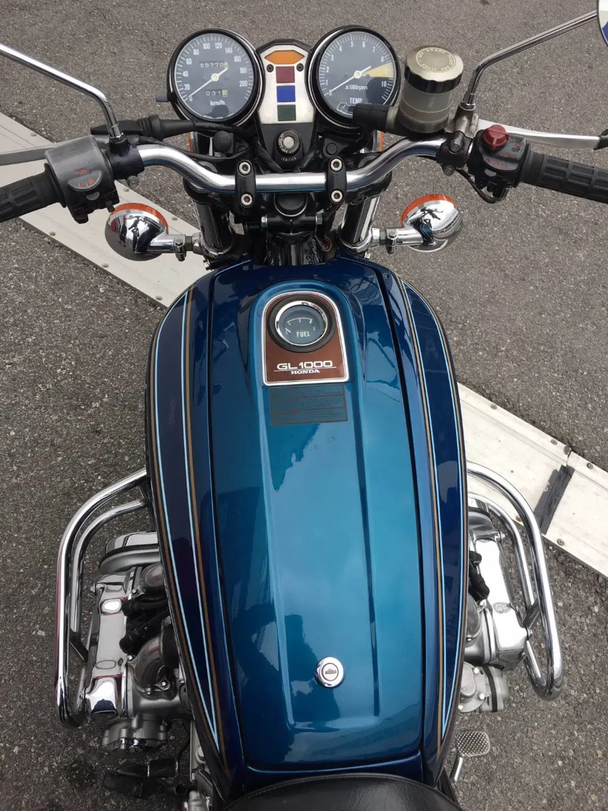 Honda GL 1000 (4)