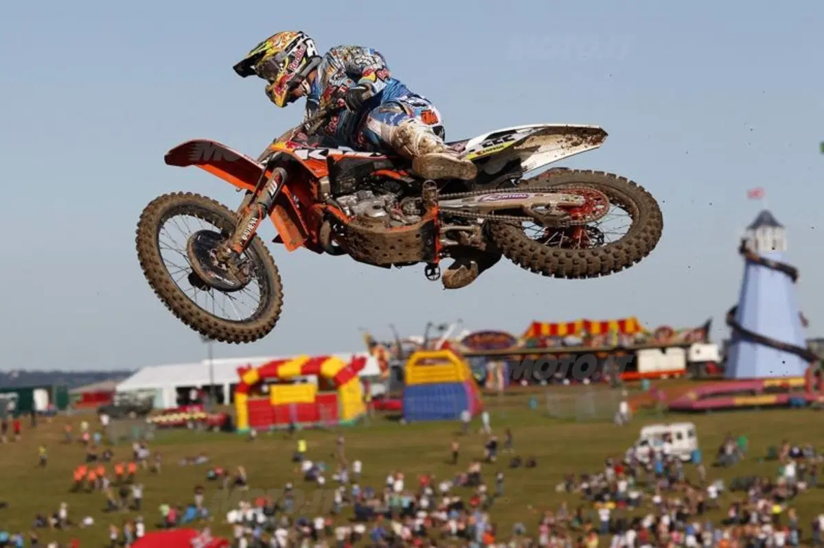 KTM Factory Edition: 350 SX-F Cairoli e 250 SX-F Roczen (2)
