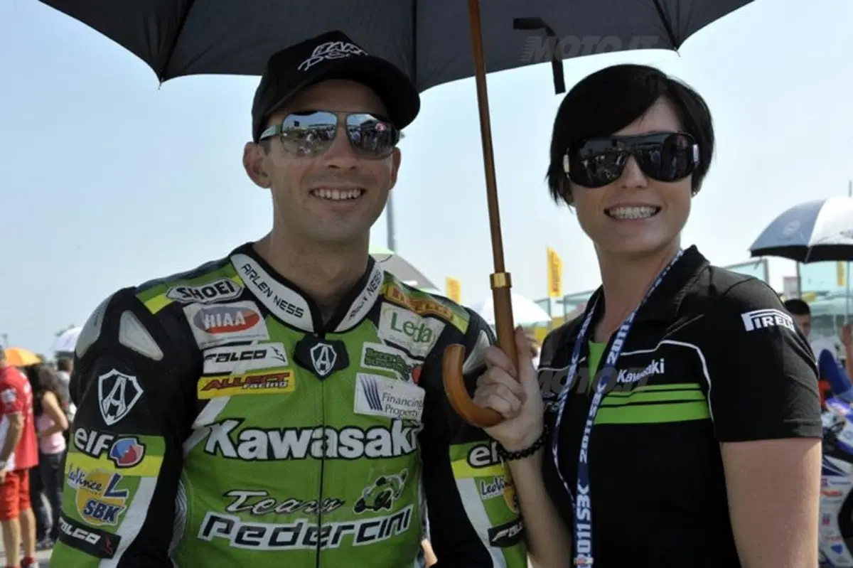 Pedercini ingaggia Guarnoni in Superstock 1000. Confermato Staring