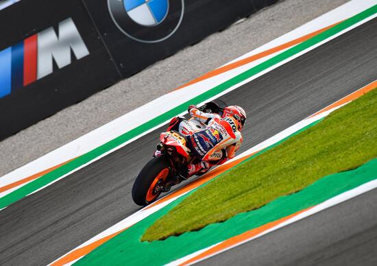 MotoGP 2019 a Valencia. Marc Márquez in testa al warm up