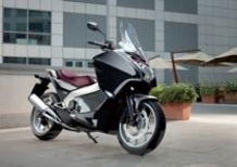 Honda mette in palio la Integra e il tour con la Crosstourer