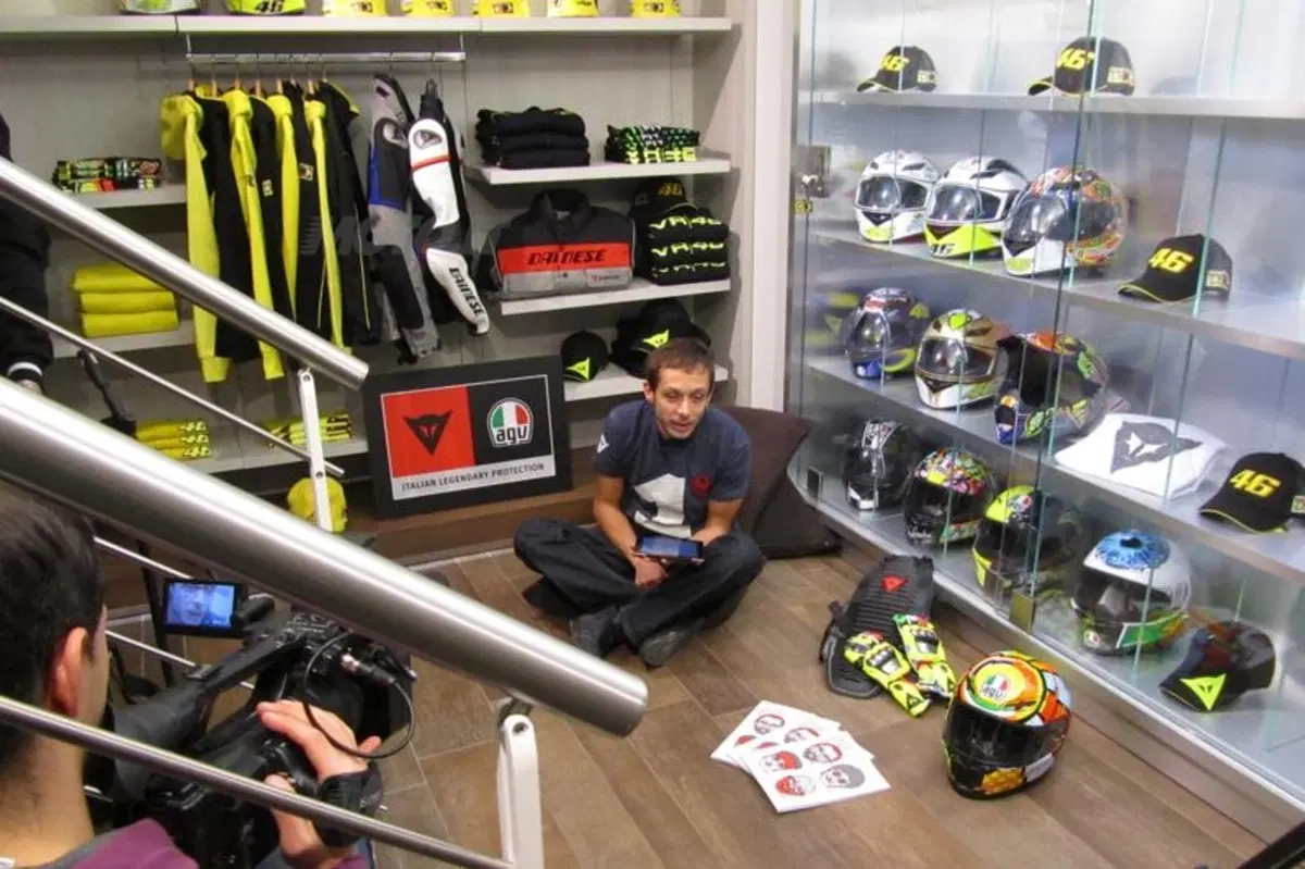 Valentino Rossi su dainese.com: "Sogno di vincere il Mondiale numero 10" (2)