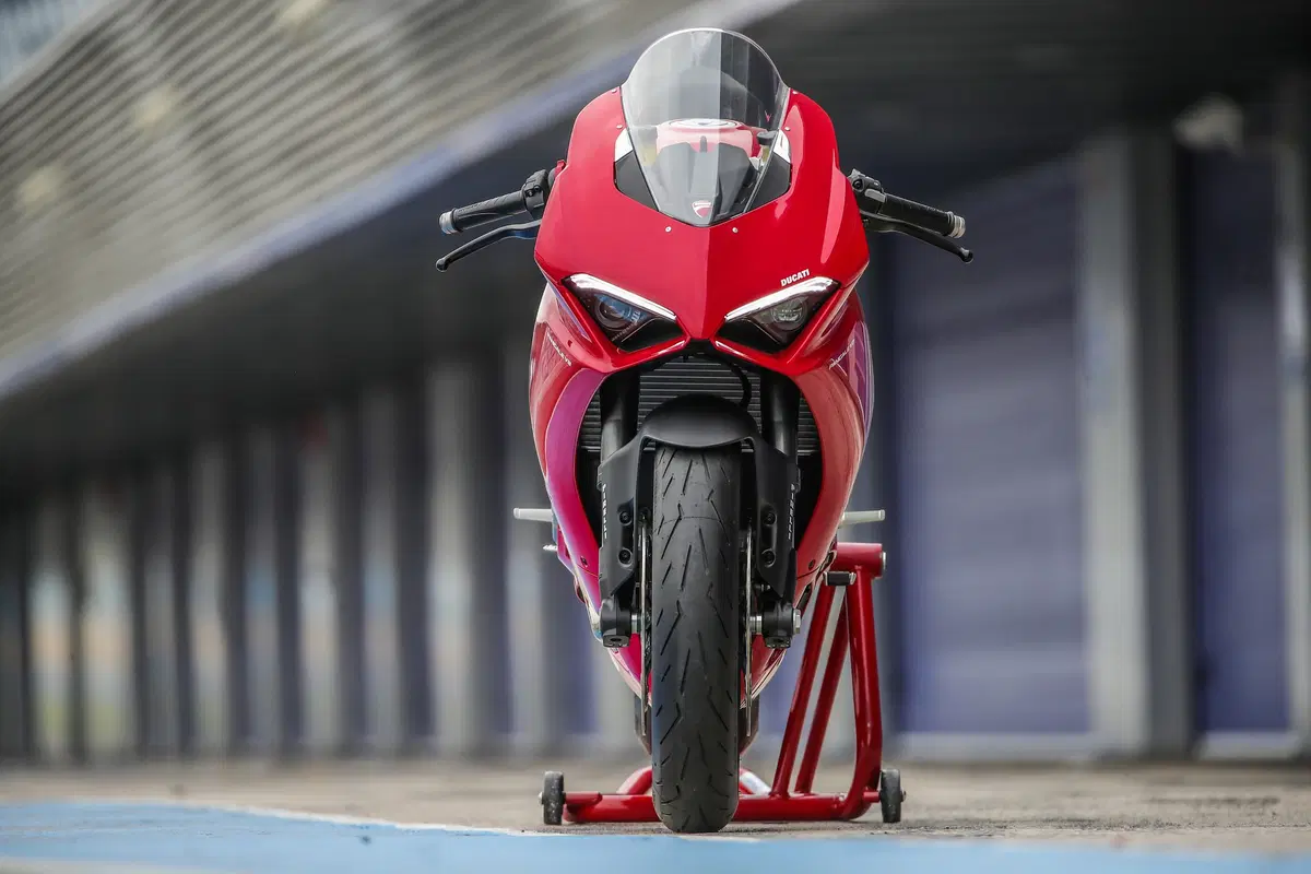 Ducati Panigale V2. Piccola Superbike (4)