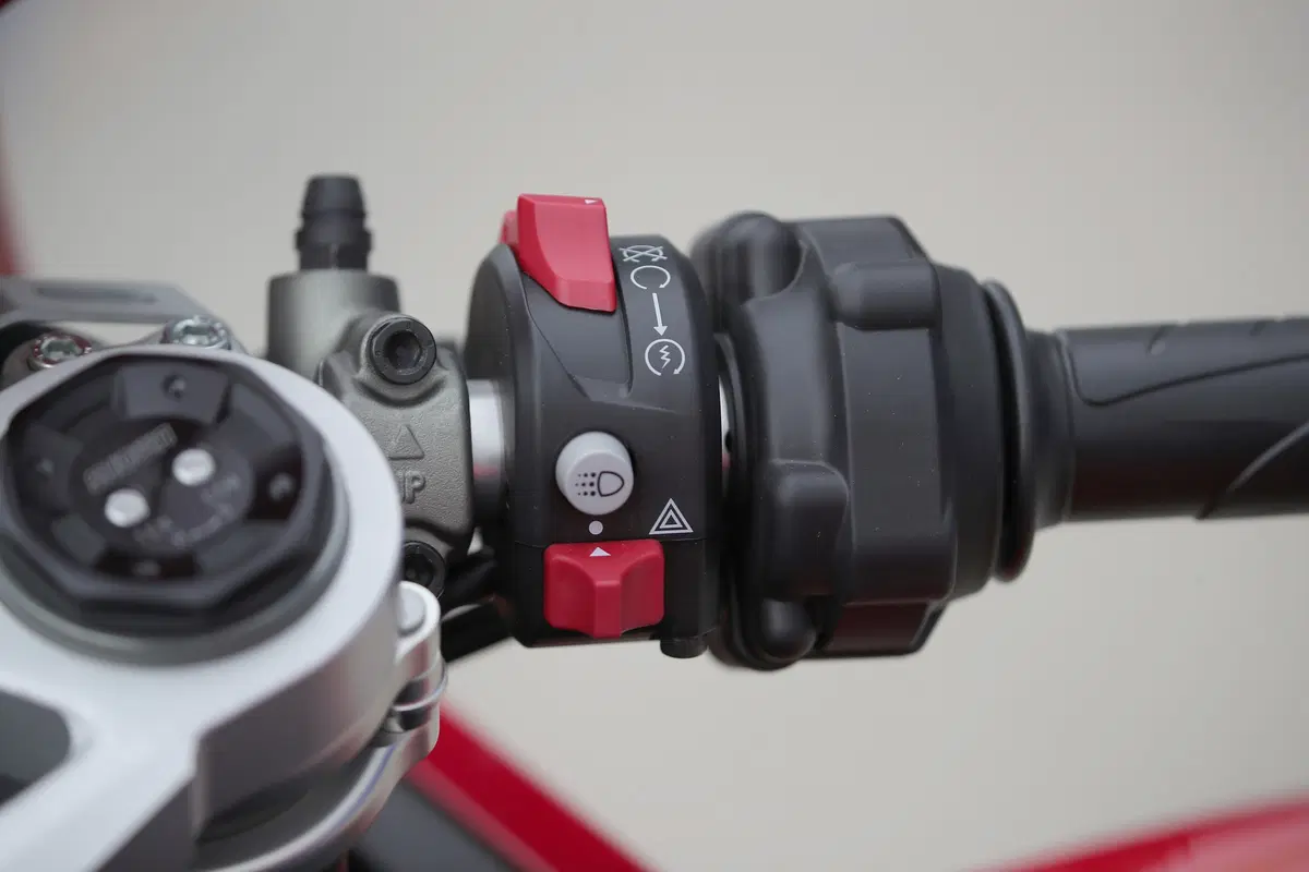 Ducati Panigale V2. Piccola Superbike (13)