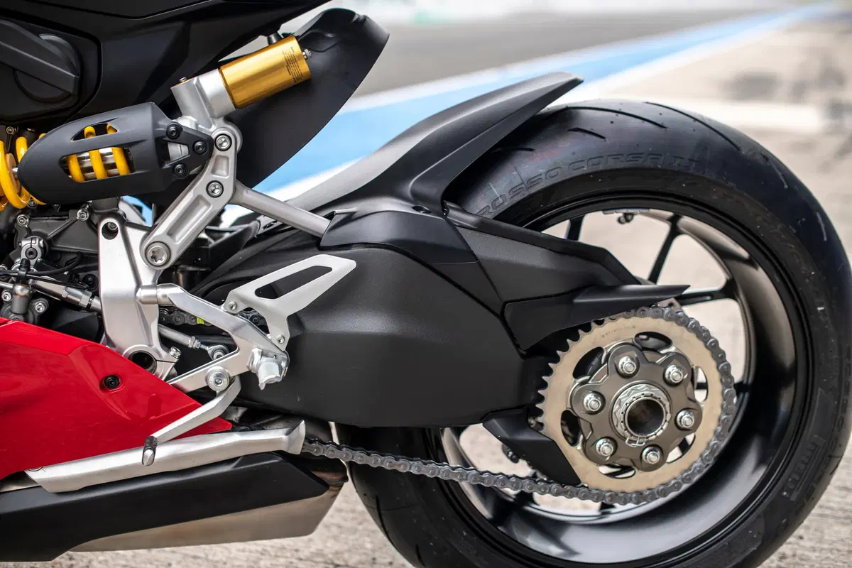 Ducati Panigale V2. Piccola Superbike (5)