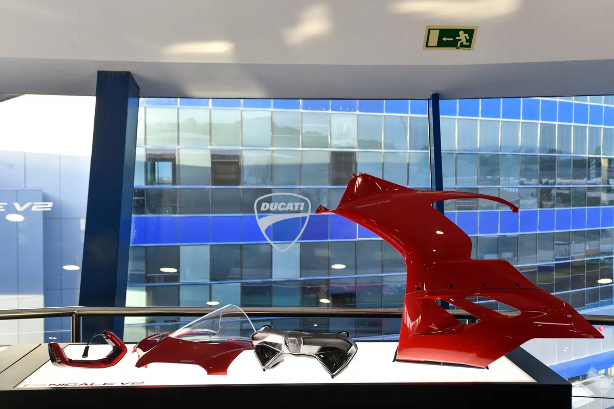 Ducati Panigale V2. Piccola Superbike (5)