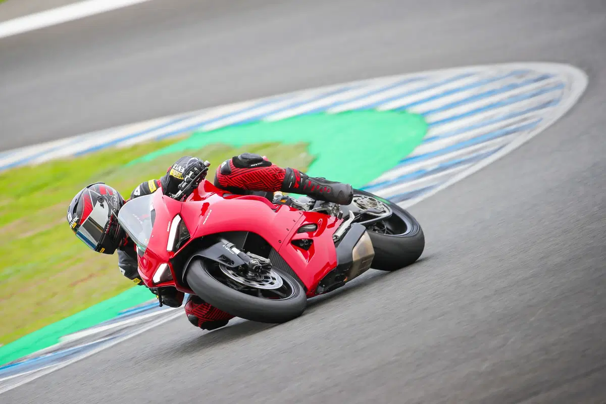 Ducati Panigale V2. Piccola Superbike (6)