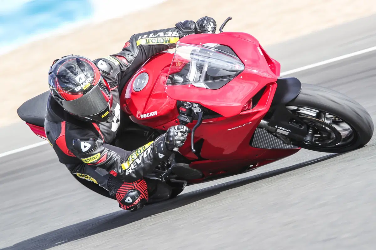 Ducati Panigale V2. Piccola Superbike (11)