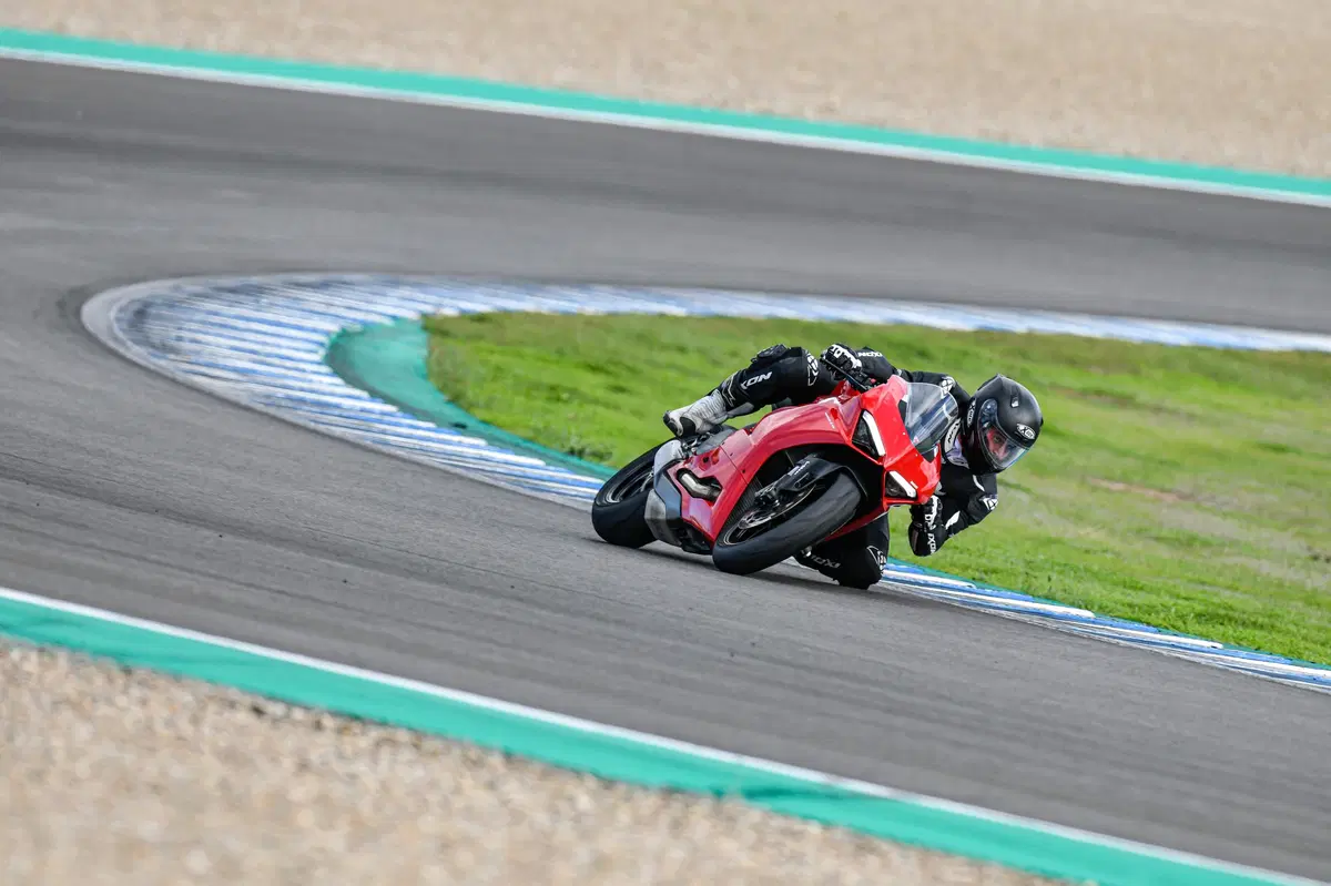 Ducati Panigale V2. Piccola Superbike (22)
