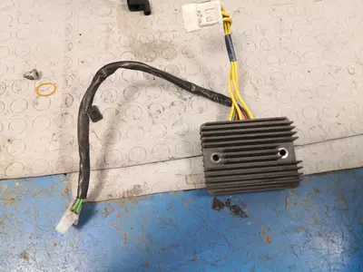 Regolatore Honda Silver Wing 400