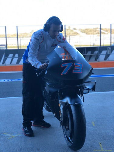 Test MotoGP a Valencia. Tante novità, tutti rincorrono Honda (6)