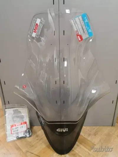 Parabrezza trasparente Honda PCX 125/150 alto Givi