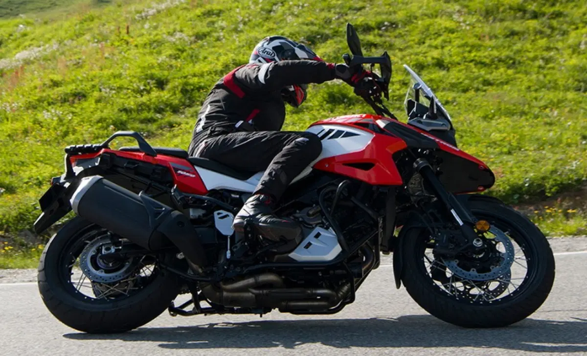 Suzuki V-Strom 1050XT V-Strom 1050XT Sakigake (2020) (2)