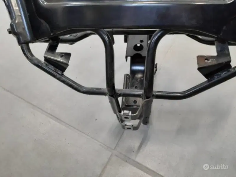 Telaietto cupolino anteriore Gilera Nexus 500 (5)