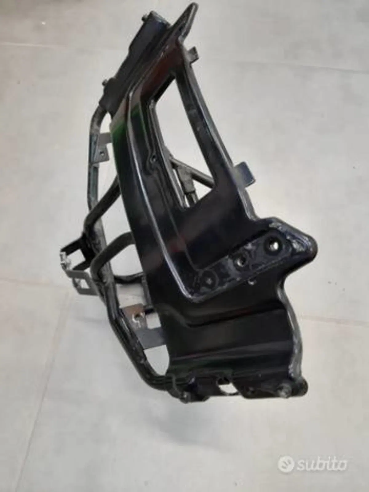 Telaietto cupolino anteriore Gilera Nexus 500 (6)