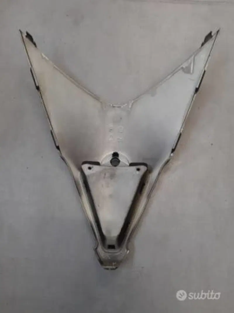Cornice anteriore scudo Nexus 500 Gilera (2)