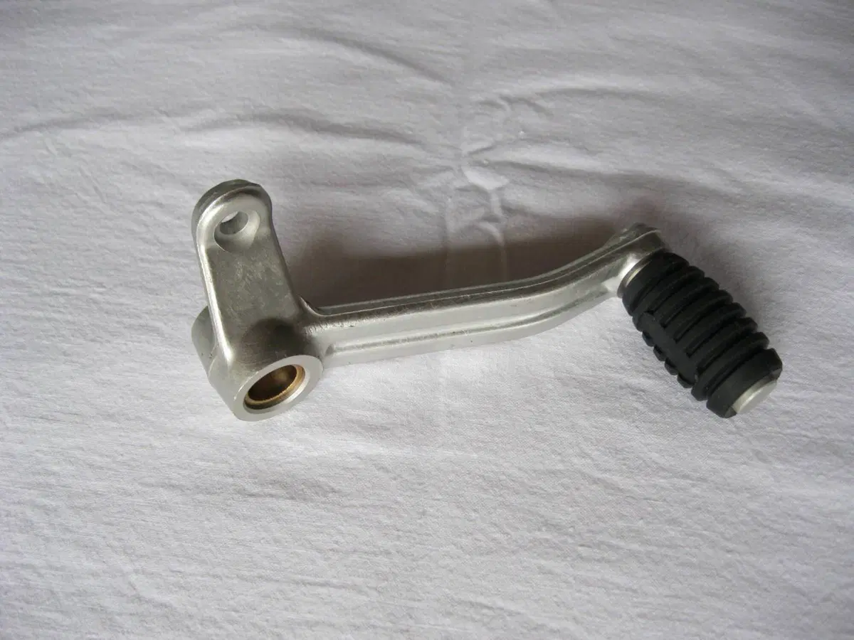 Pedale cambio Ducati Monster (3)