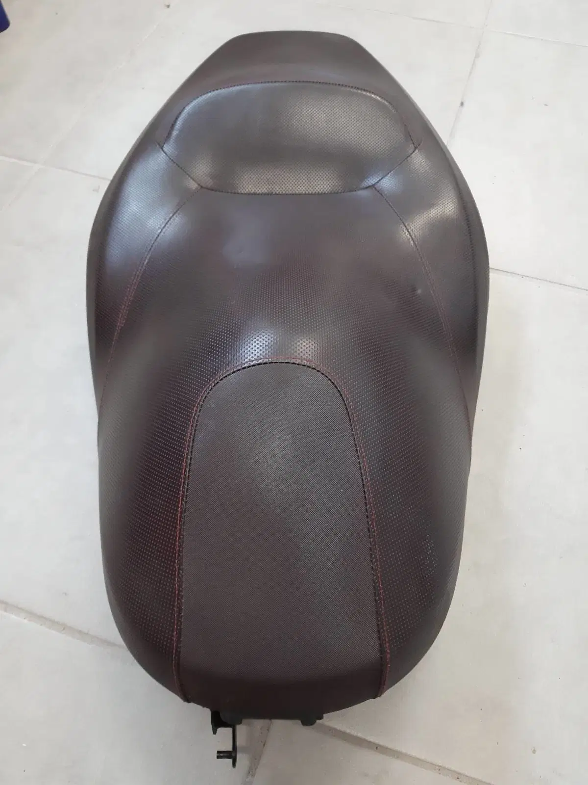 Sella YAMAHA X MAX 125-250 dal 2006 al 2008 (2)