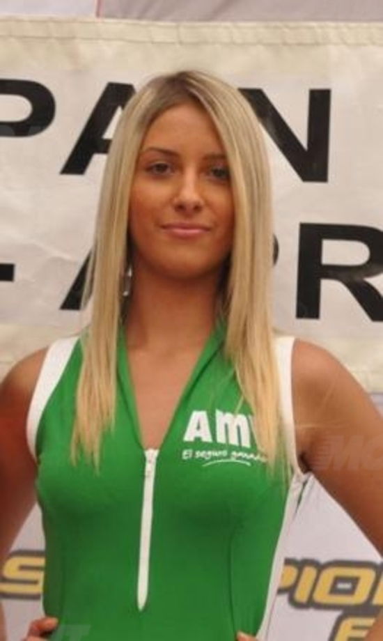 Alla francese Emilie il titolo di Miss Enduro 2011