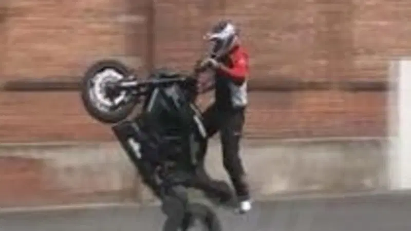 Ducati Diavel Stunt