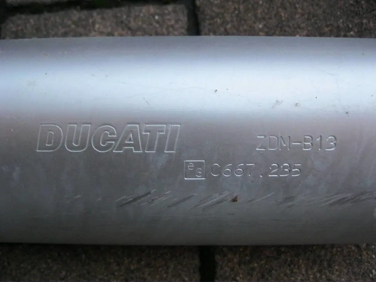 Ducati Monster 600 silenziatori originali (3)