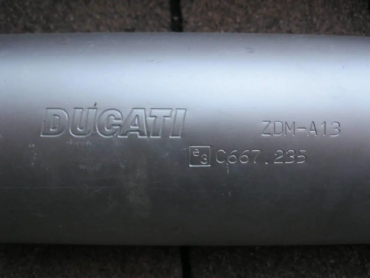 Ducati Monster 600 silenziatori originali (4)