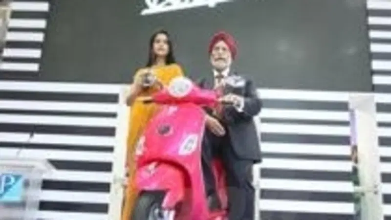 Svelata all'Auto Expo di Delhi la Vespa per il mercato indiano