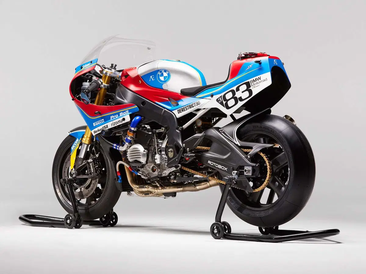 BMW S1000RR Praem, l'iper sport rétro (5)