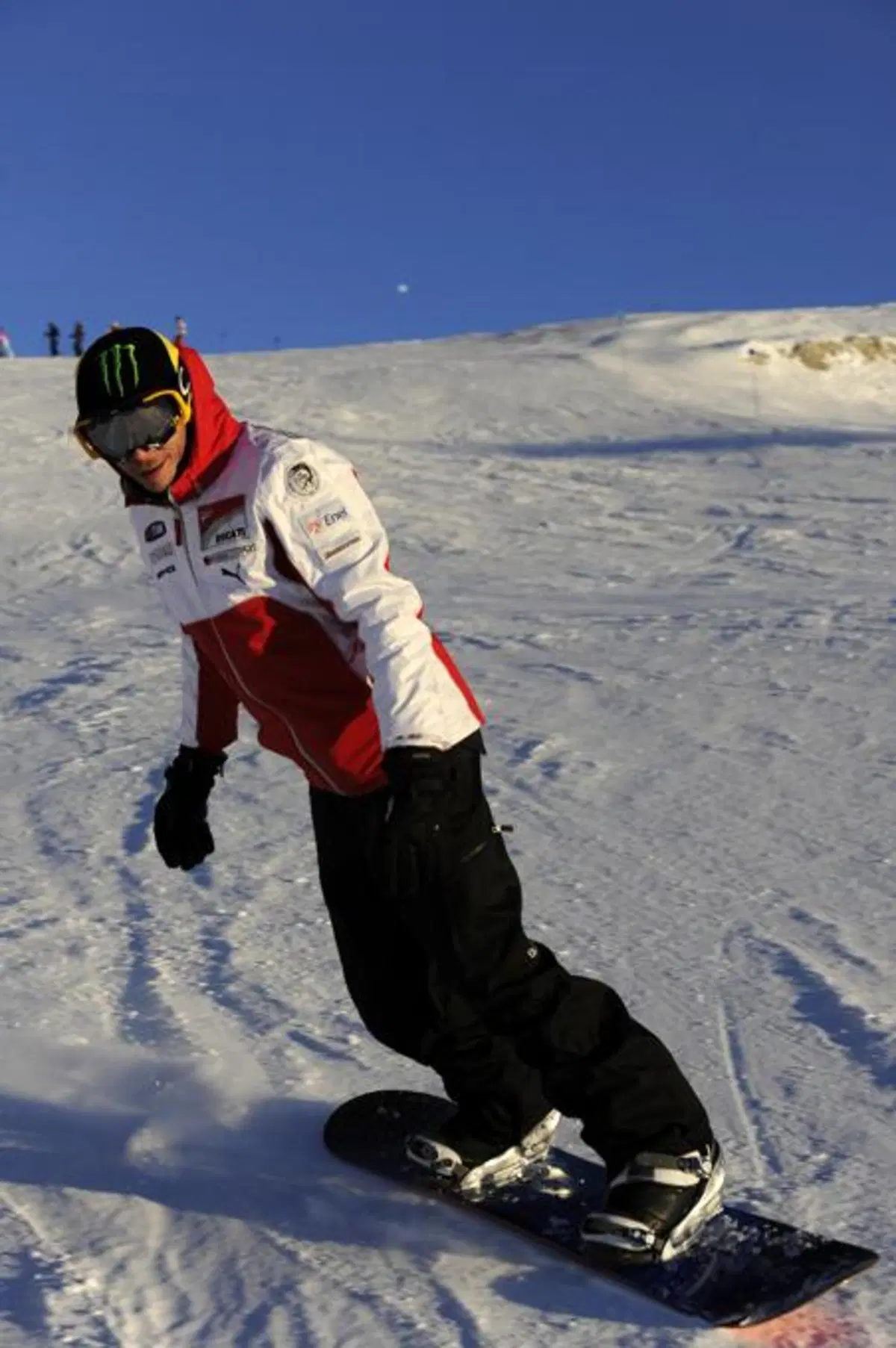 Wrooom 2012: Rossi in sella alla Desmosedici sulla neve! (35)
