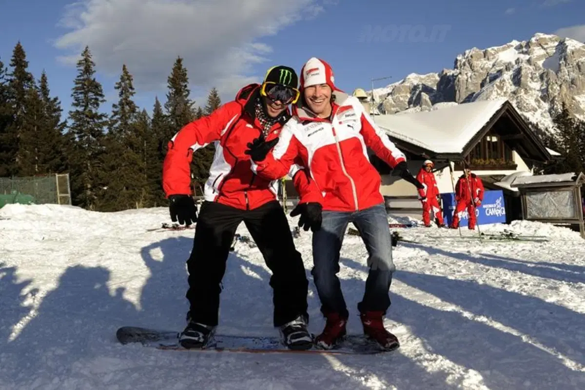 Wrooom 2012: Rossi in sella alla Desmosedici sulla neve! (49)