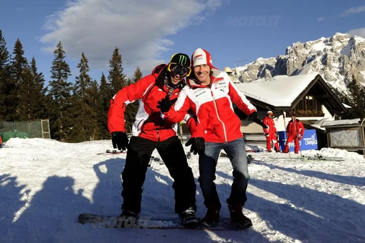 Wrooom 2012: Rossi in sella alla Desmosedici sulla neve! (50)