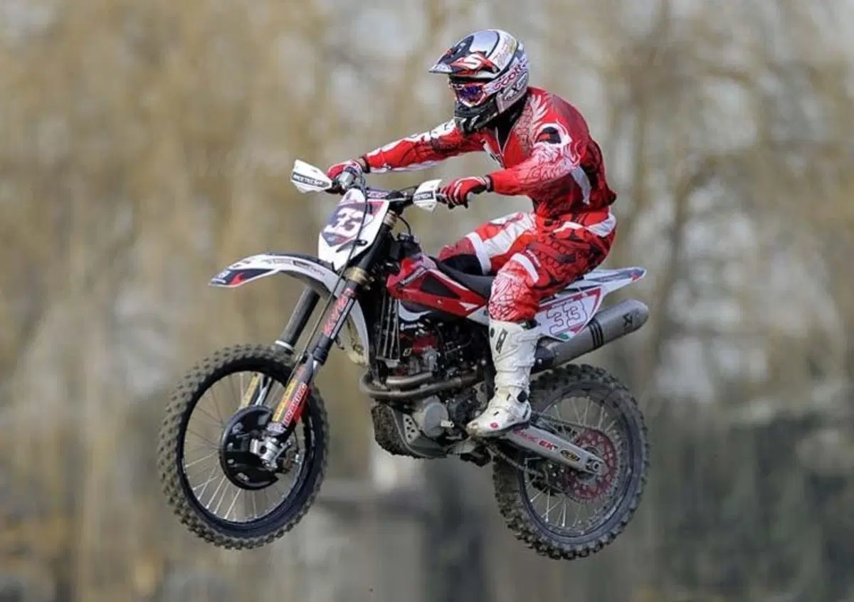 Marco Melandri: "Amo il cross. Ci si pu&ograve; far male, ma non giochiamo a biliardo!" 