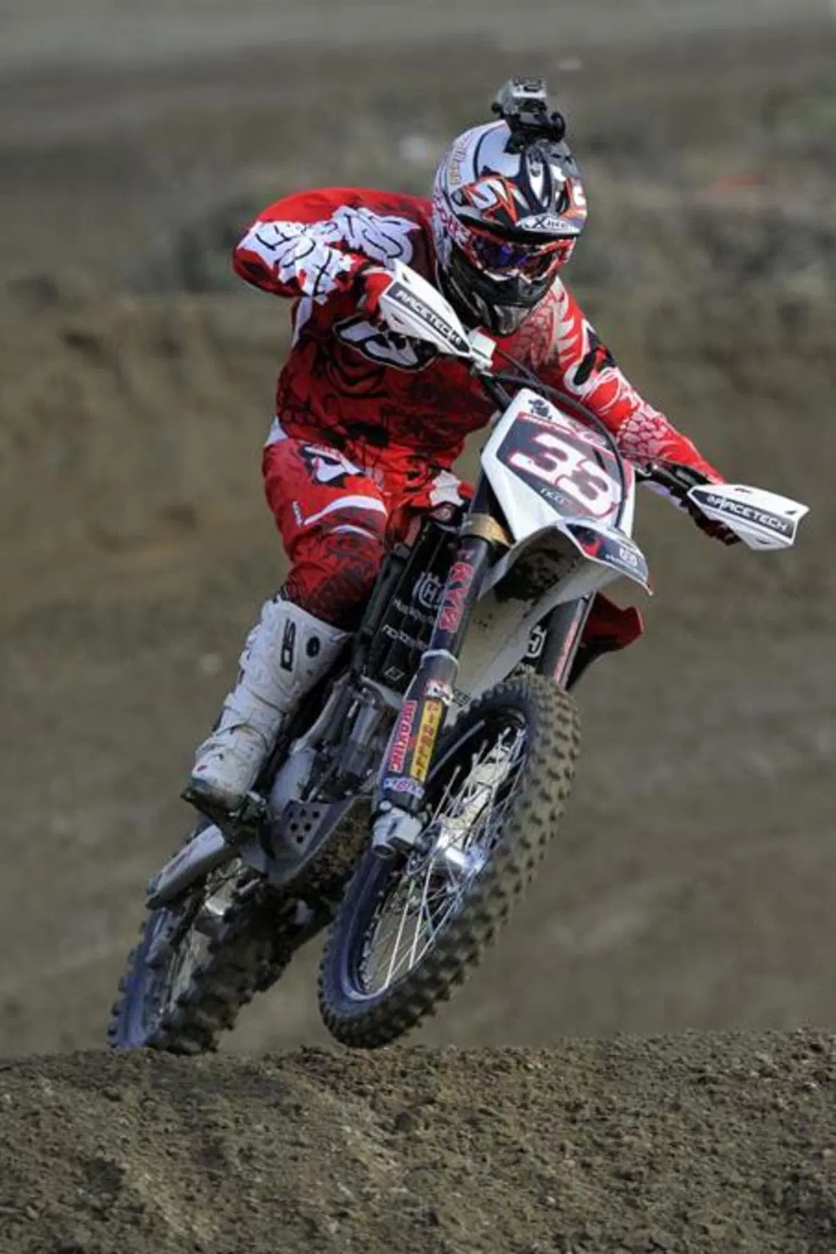 Marco Melandri: "Amo il cross. Ci si può far male, ma non giochiamo a biliardo!" 