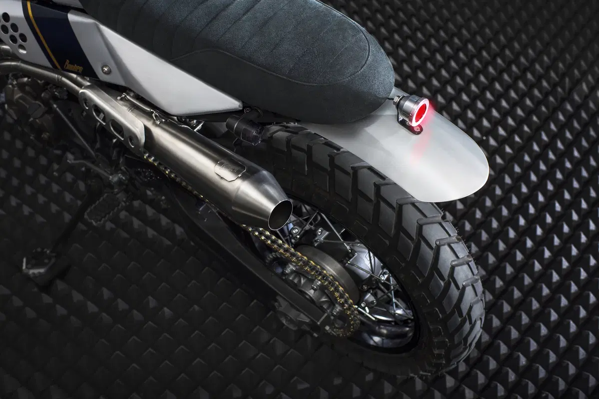 Yamaha XSR 700 by Bunker Custom (10)