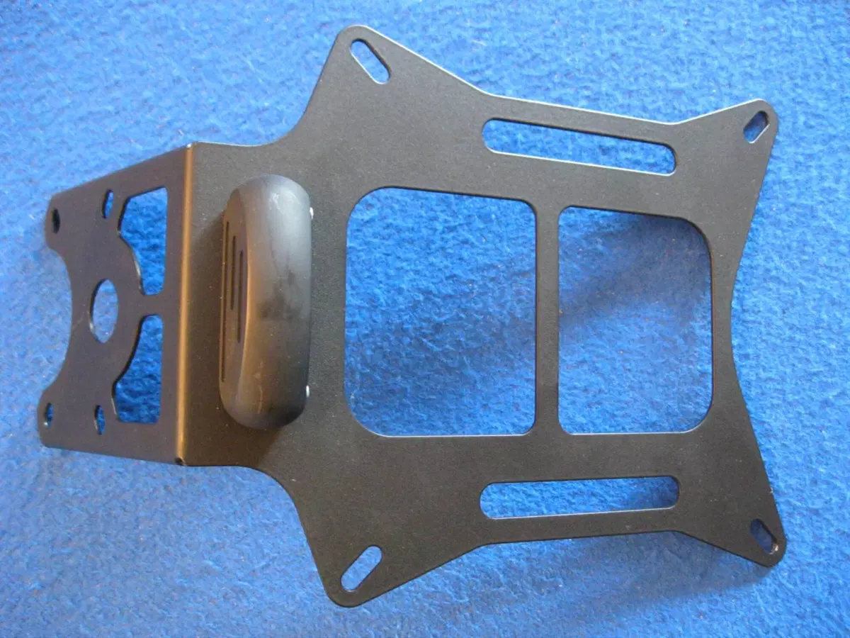 Porta targa racing De Pretto per Yamaha R6 '03 (5)