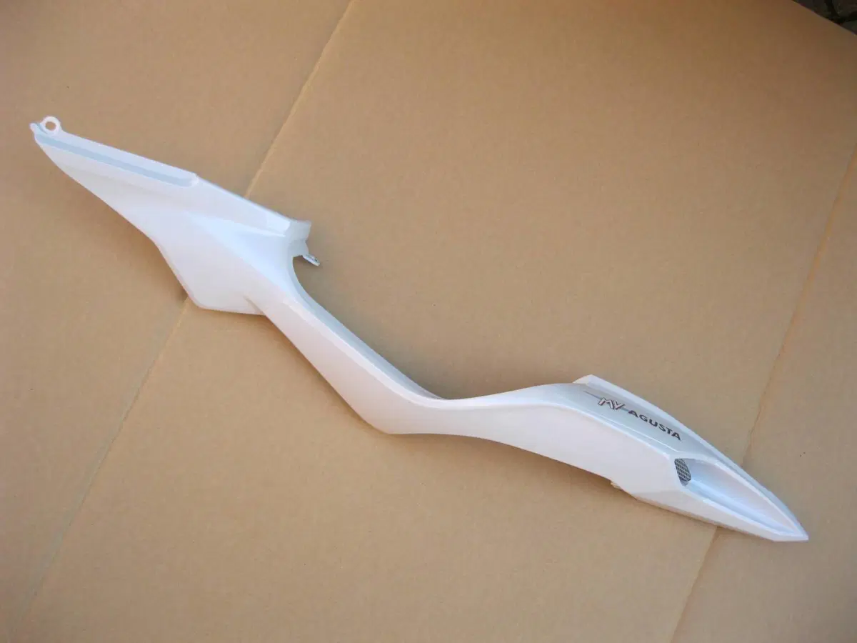 MV Agusta F3 675 fianchetto posteriore sinistro (3)