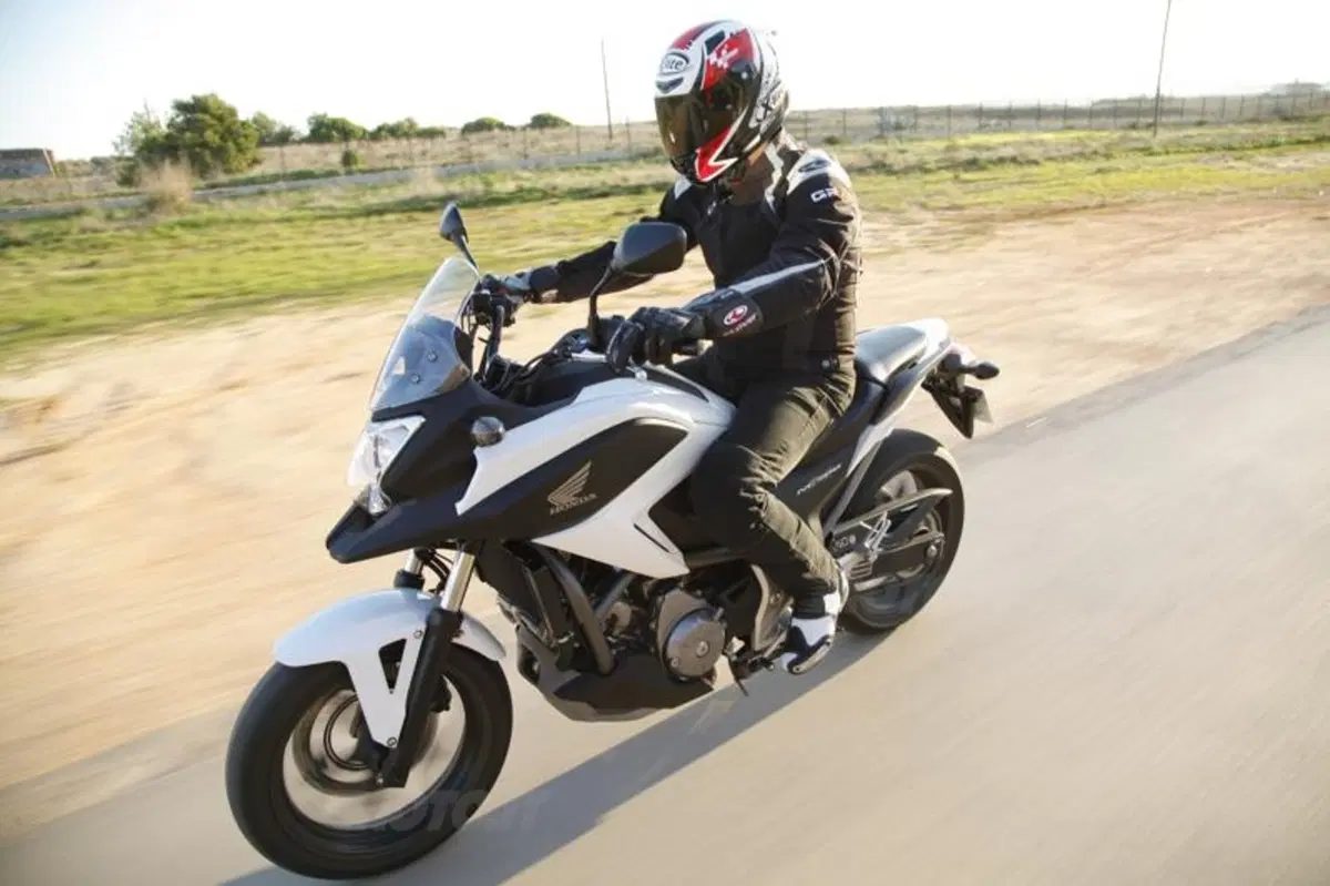 Nuovi listini moto e scooter Honda (2)