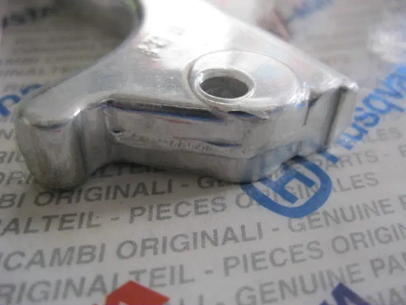Husqvarna leva freno anteriore (3)
